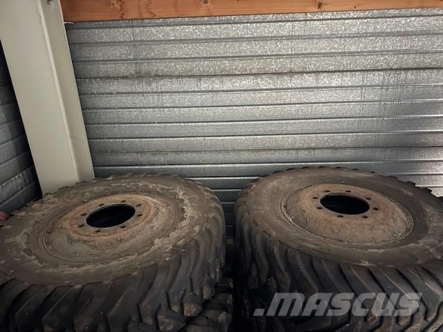 Agriband 315/80/22.5 Gumiabroncsok, kerekek és felnik