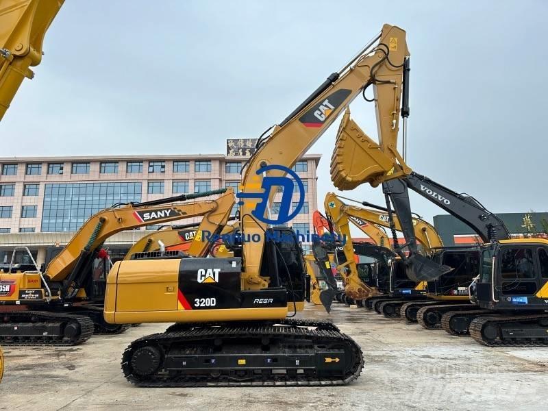 CAT 320D Lánctalpas kotrók