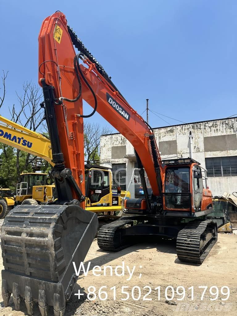 Doosan DX 300 Közepes (midi) kotrók 7 t - 12 t