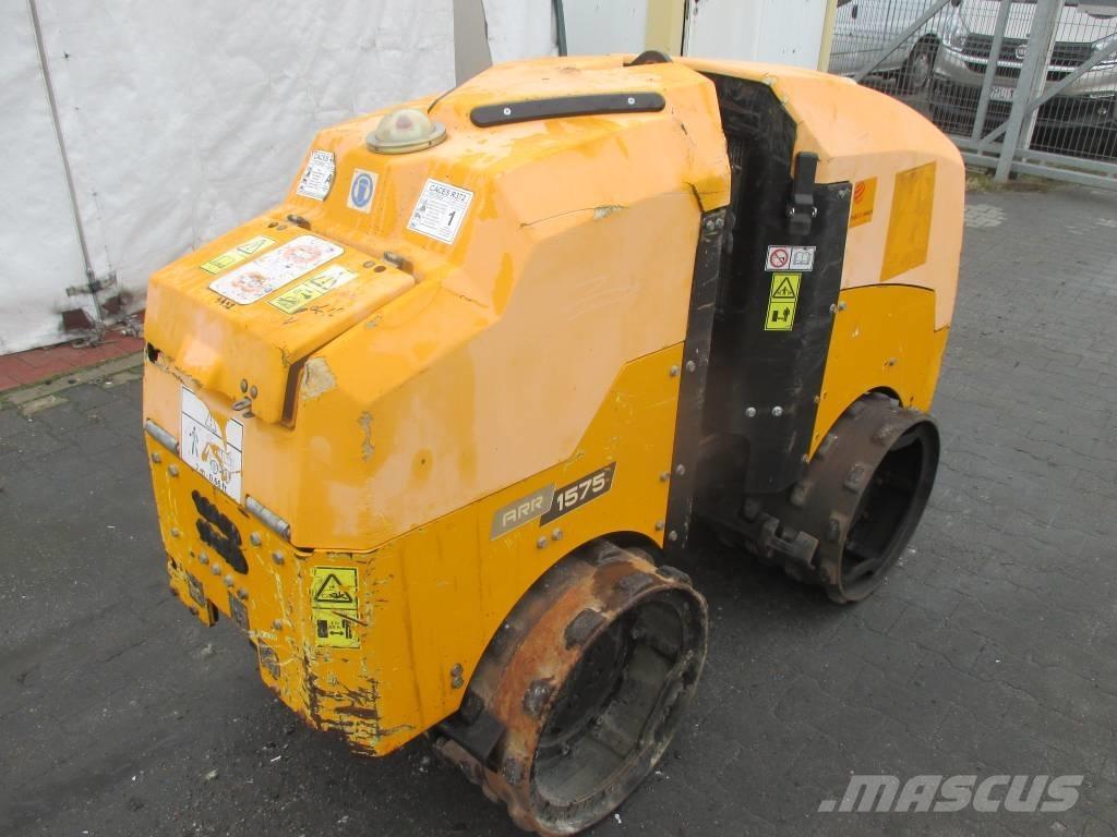 Ammann ARR 1575 Ikerdobos hengerek