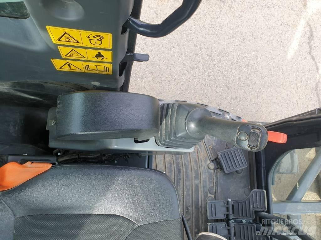 Kubota KX 042-4A Mini kotrók < 7t