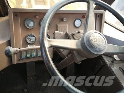 CAT 966 F Gumikerekes homlokrakodók