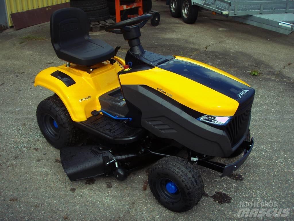 Stiga E-Ride S 300 Ráülős fűnyírók