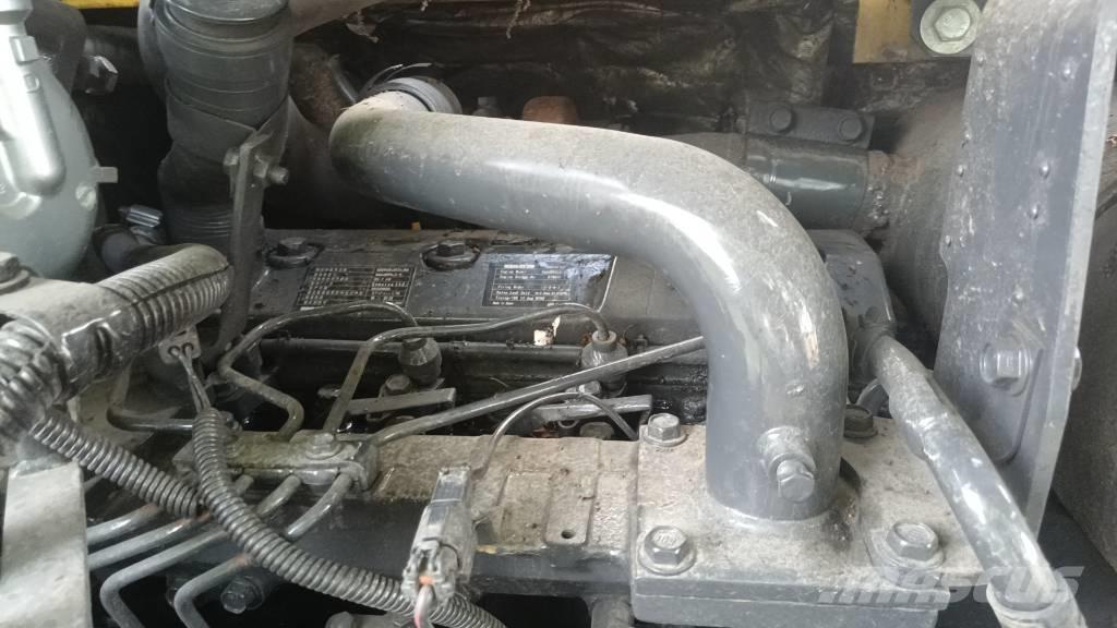 Komatsu PC 78 US Közepes (midi) kotrók 7 t - 12 t