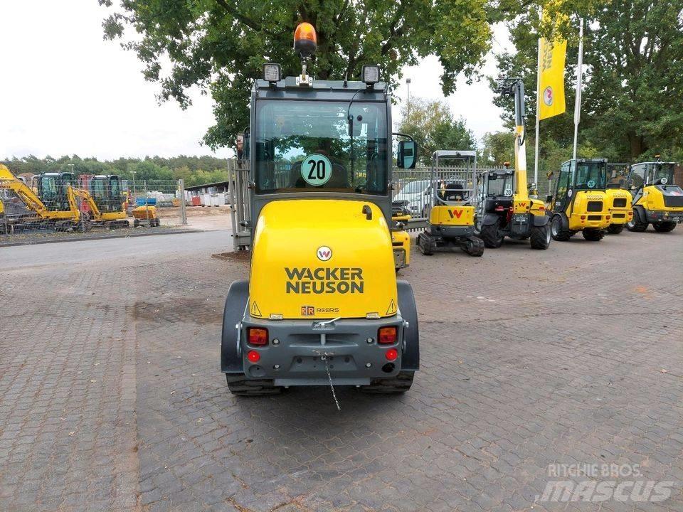 Wacker Neuson WL28 Gumikerekes homlokrakodók