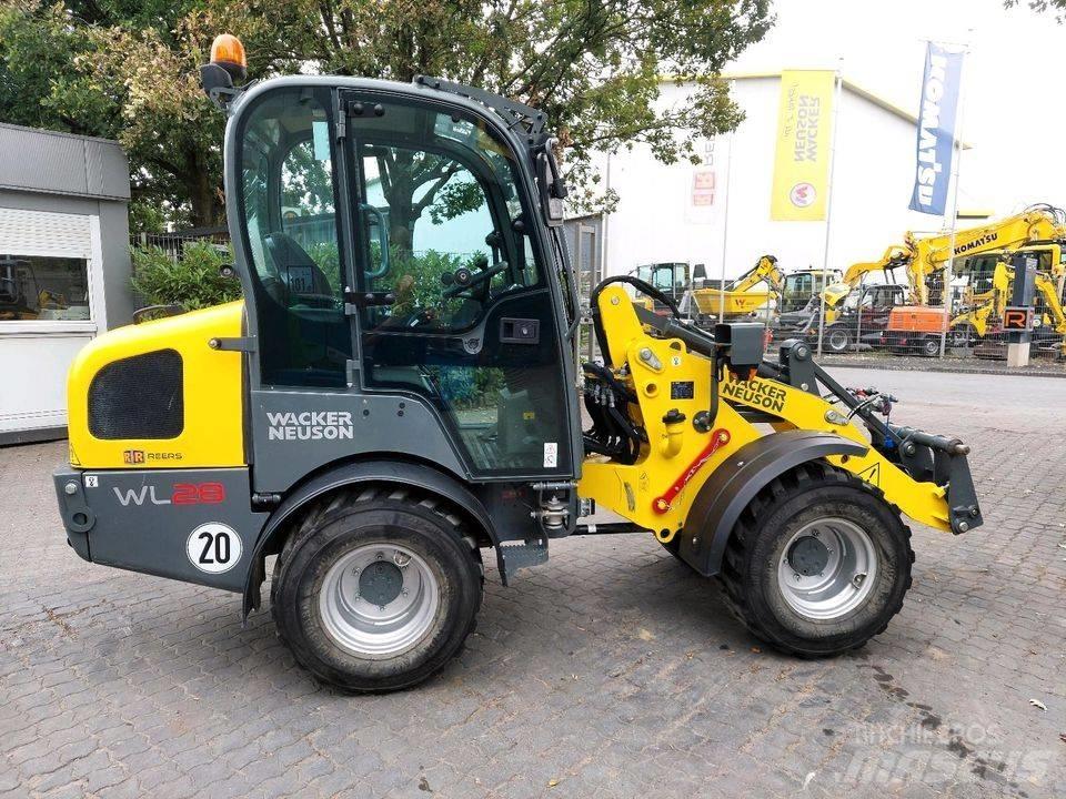 Wacker Neuson WL28 Gumikerekes homlokrakodók