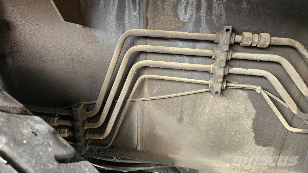 Kato SR 250 Mobil daruk