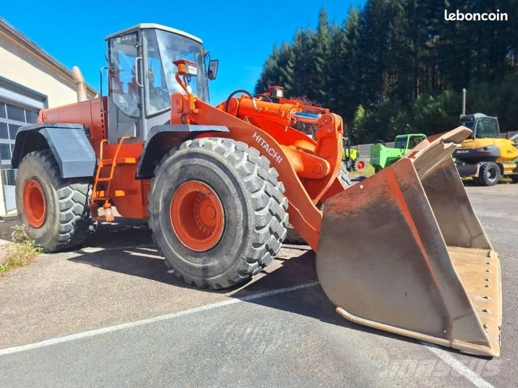 Hitachi LX 290 E Gumikerekes homlokrakodók