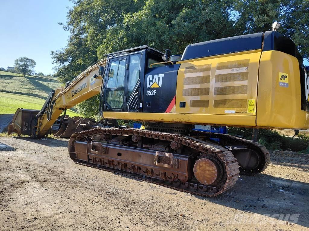 CAT 352 F Lánctalpas kotrók