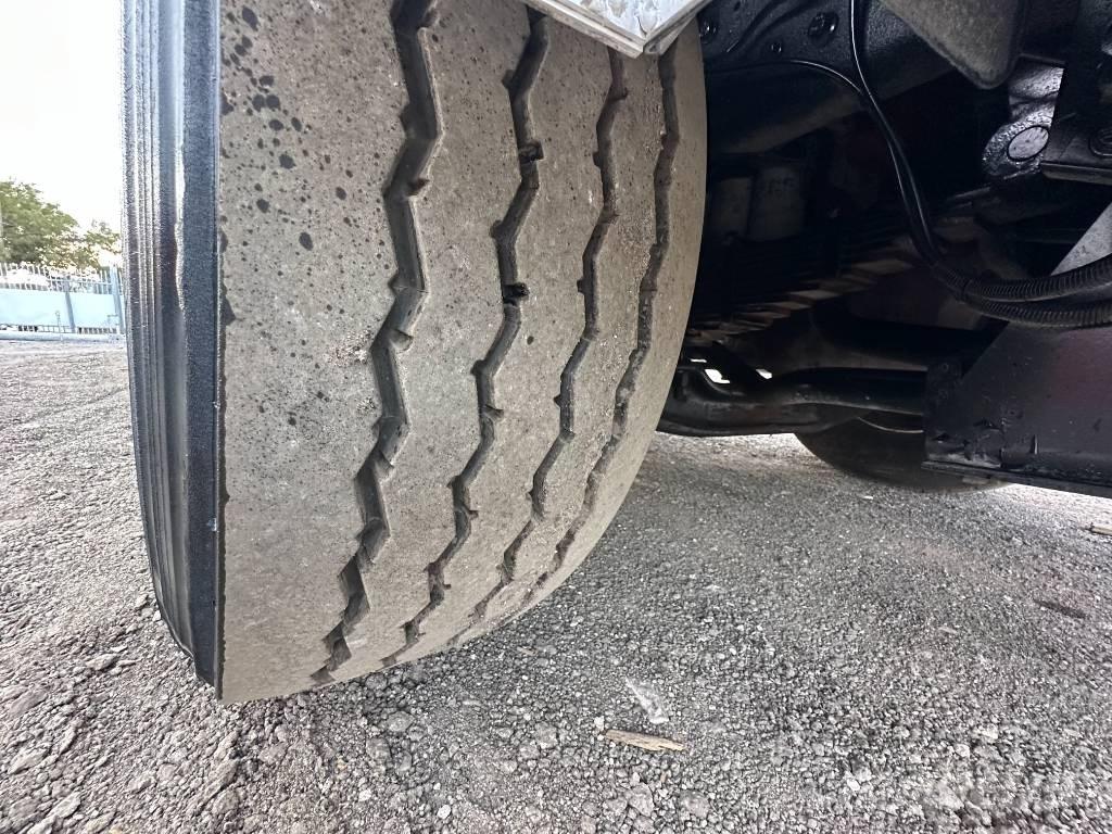 Mack MRU 613 Vákuum teherautok