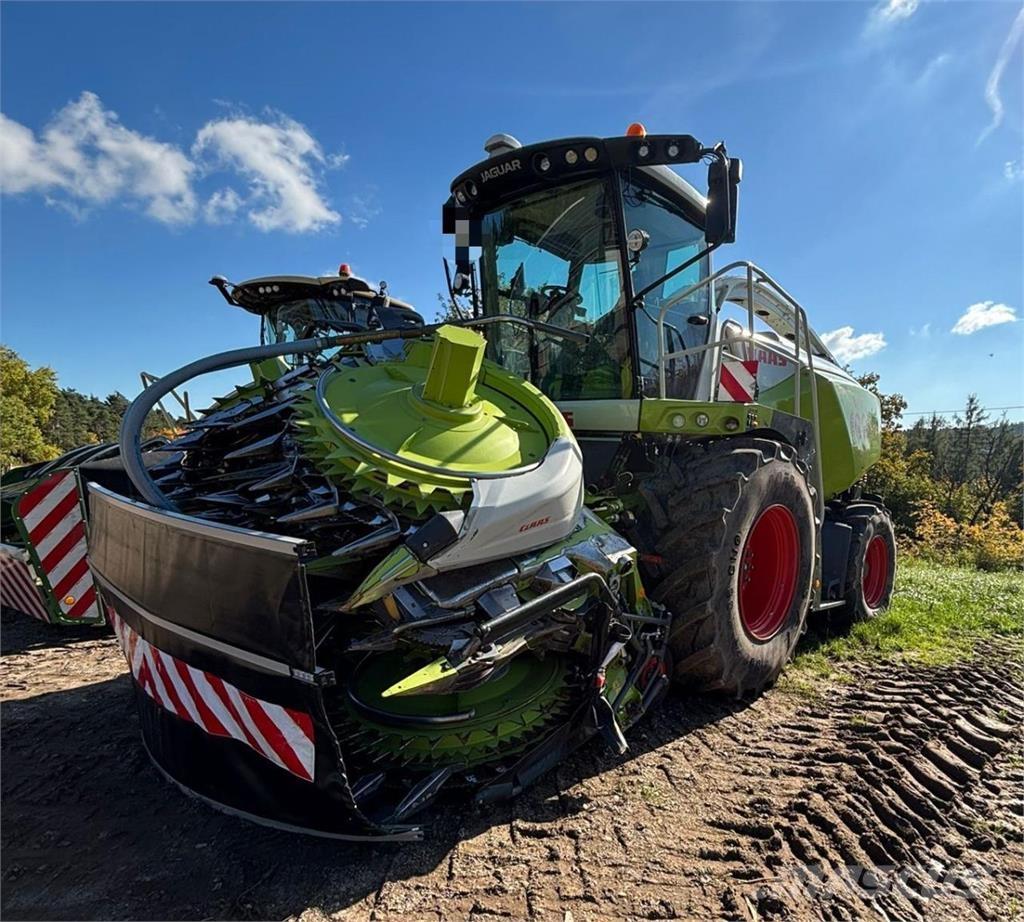 CLAAS Jaguar 980 Önjáró szecskázók