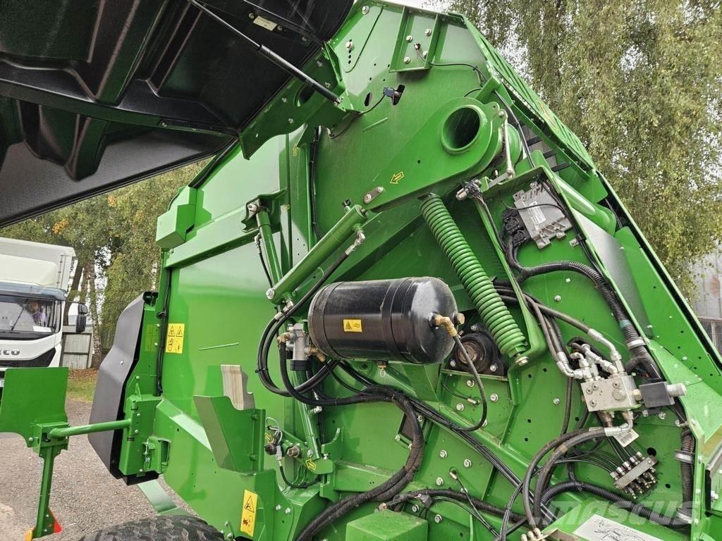 John Deere V461M Körbálázók