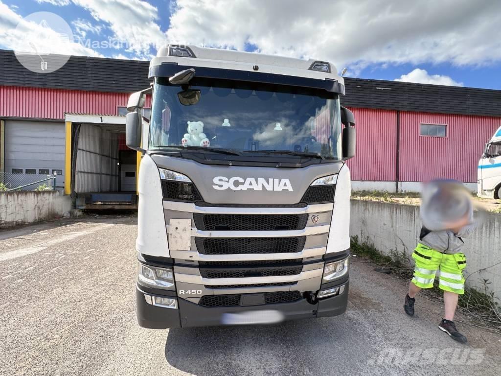 Scania R 450 Dobozos teherautók