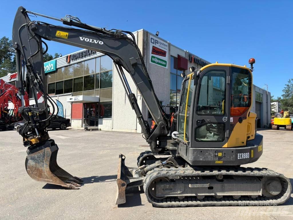 Volvo ECR88D Közepes (midi) kotrók 7 t - 12 t