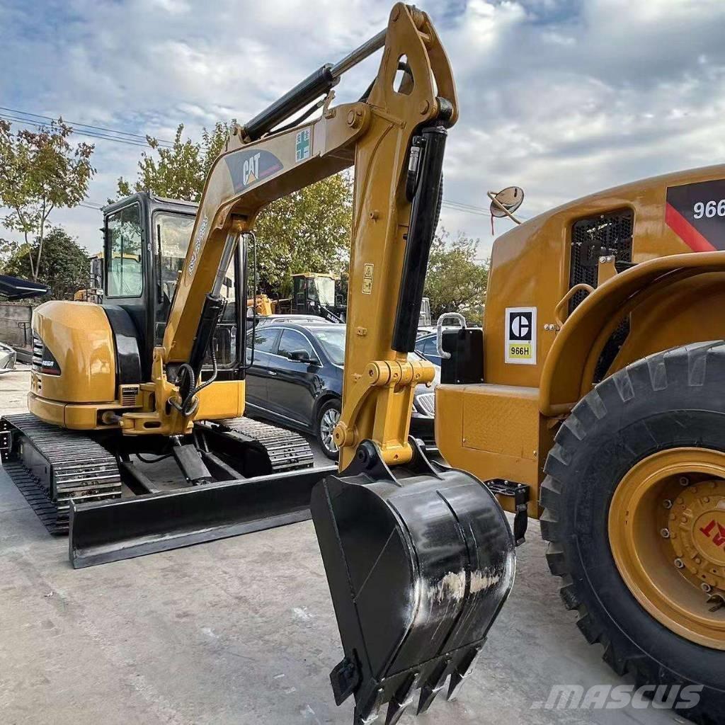 CAT 304 C CR Mini kotrók < 7t