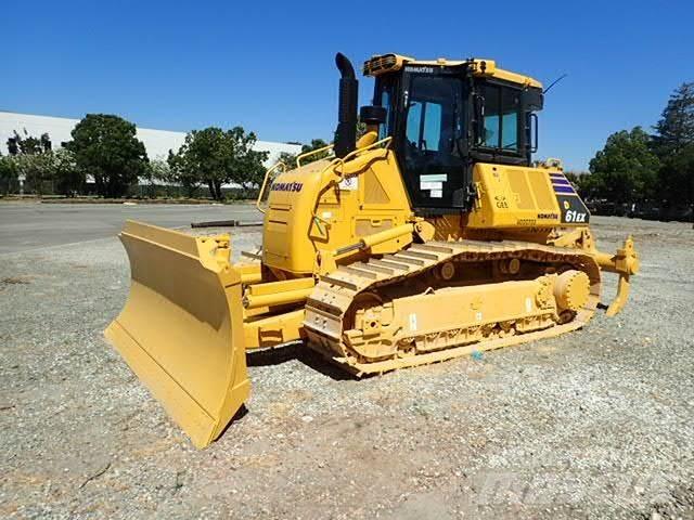 Komatsu D61EX-24 lánctalpas dózerek