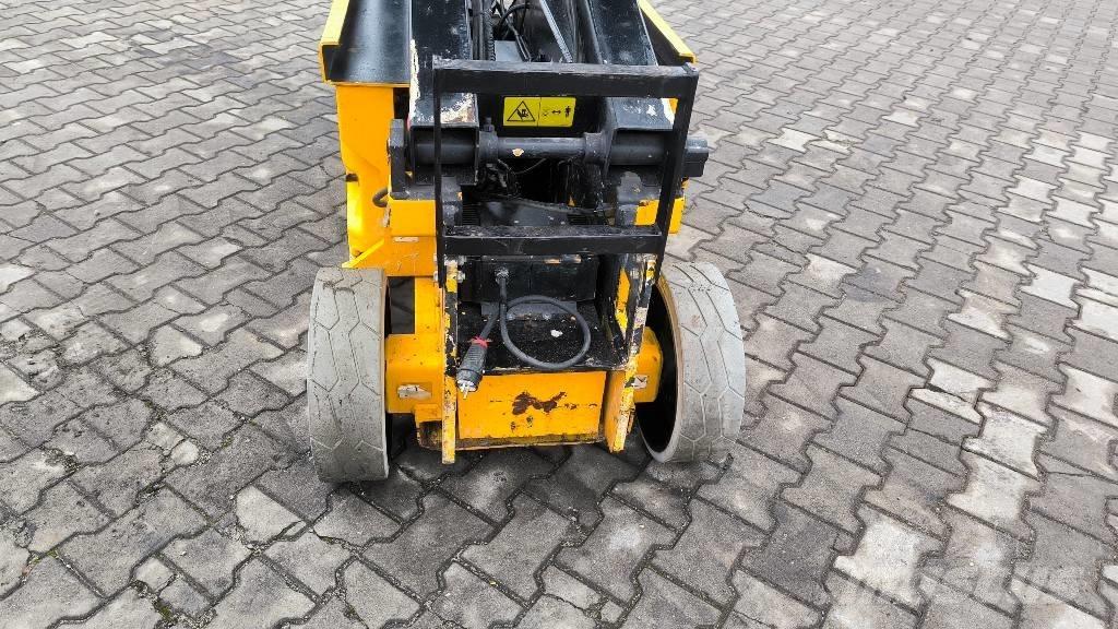 JLG 2030 ES Ollós emelők