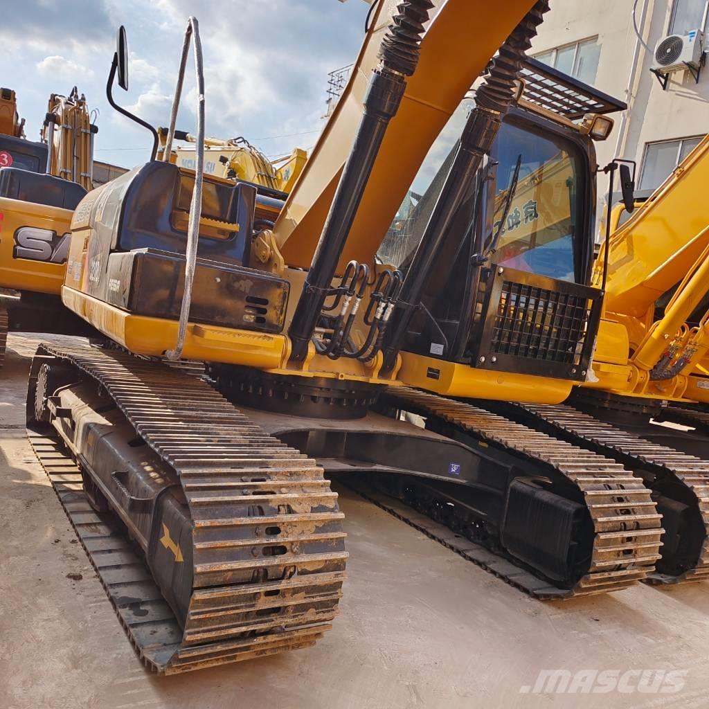 CAT 320 D Lánctalpas kotrók