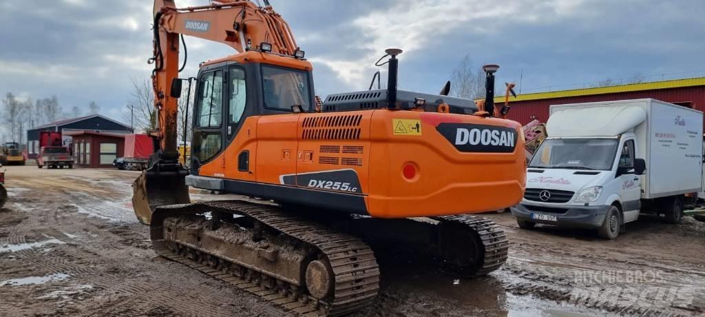 Doosan DX 255 LC-3 Lánctalpas kotrók