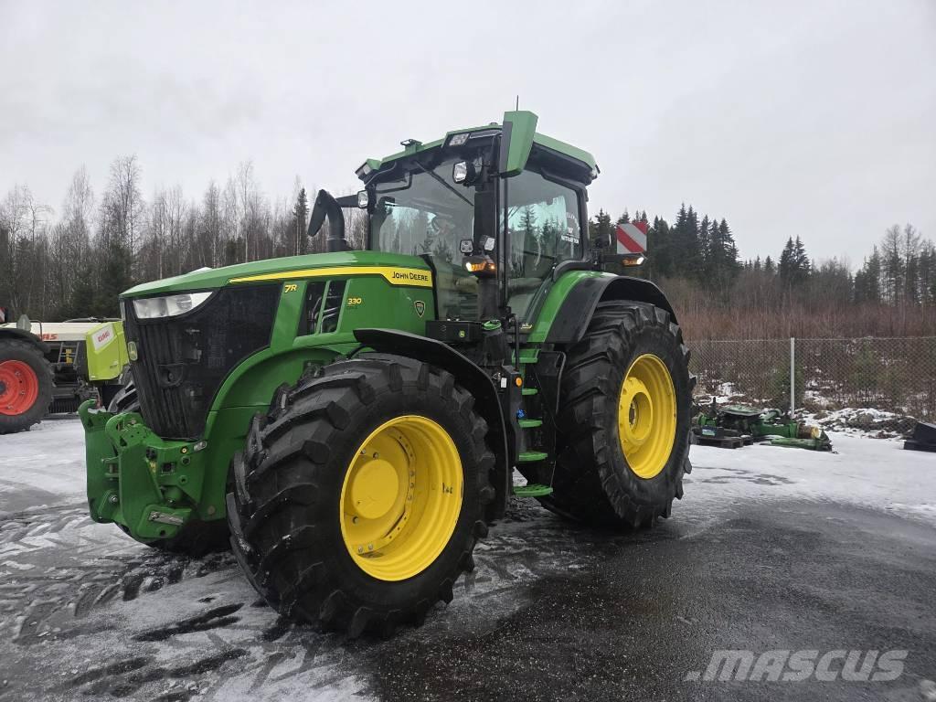 John Deere 7R 330 Traktorok