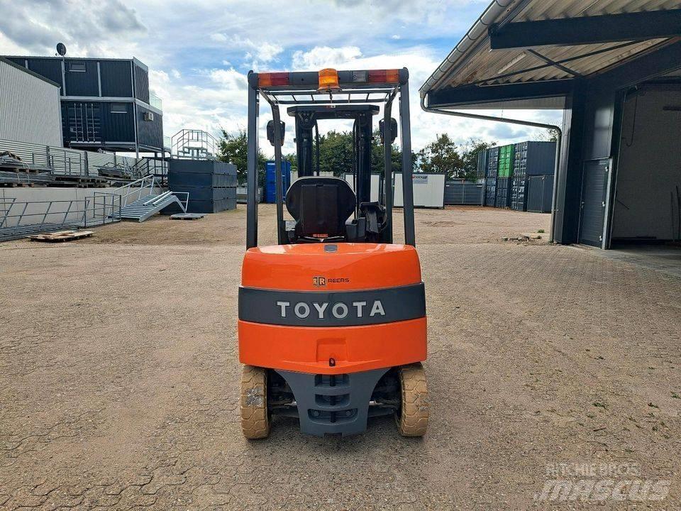 Toyota 7FBMF25 Építőipar - Egyebek