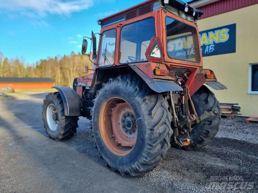 Valmet 2005-4 Traktorok
