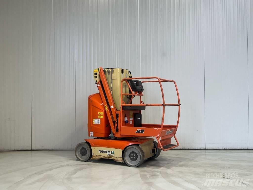 JLG Toucan 8E Karos emelők