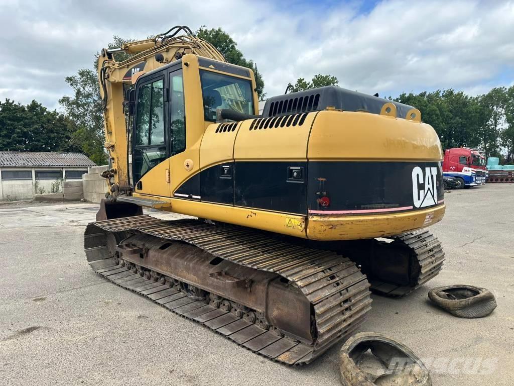 CAT 318 C L Lánctalpas kotrók