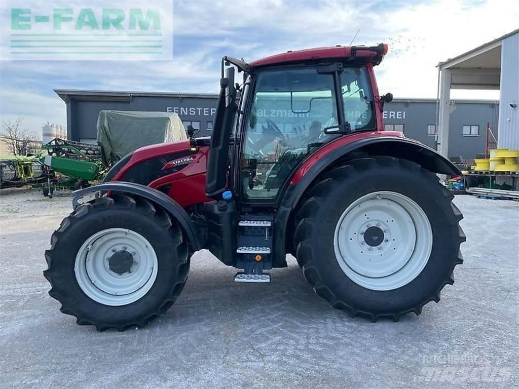 Valtra n155 Traktorok