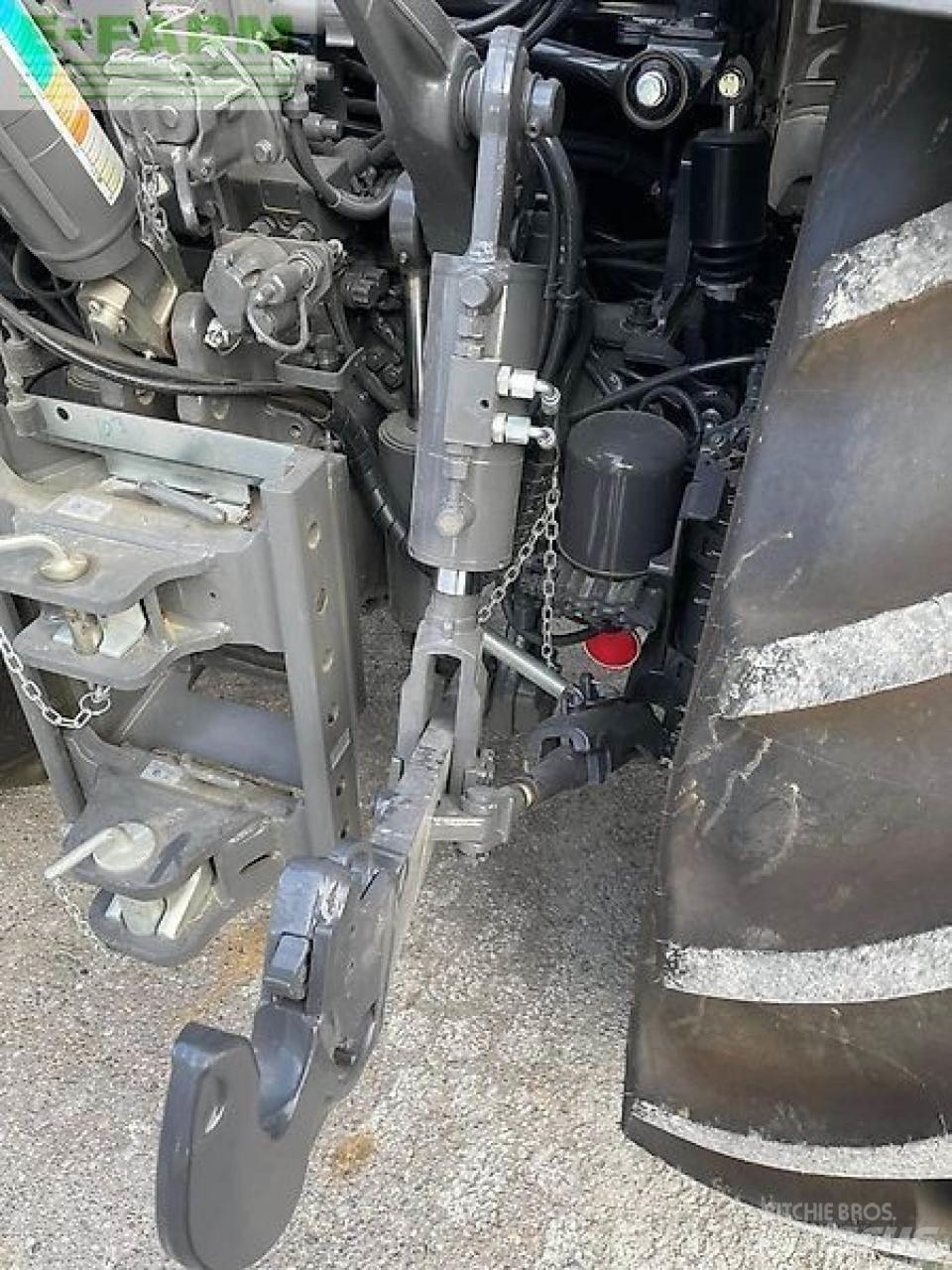 Valtra n155 Traktorok