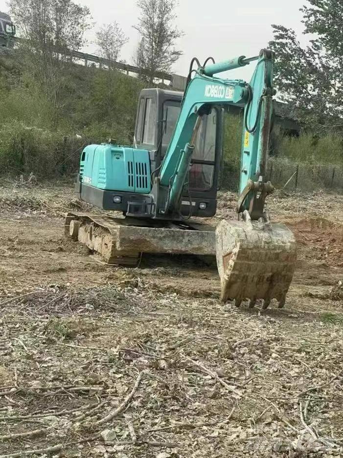 Kobelco SK60 Lánctalpas kotrók
