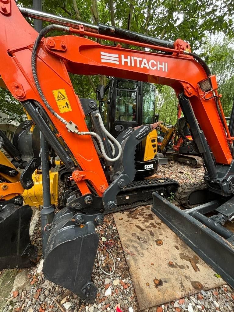 Hitachi 35u Mini kotrók < 7t