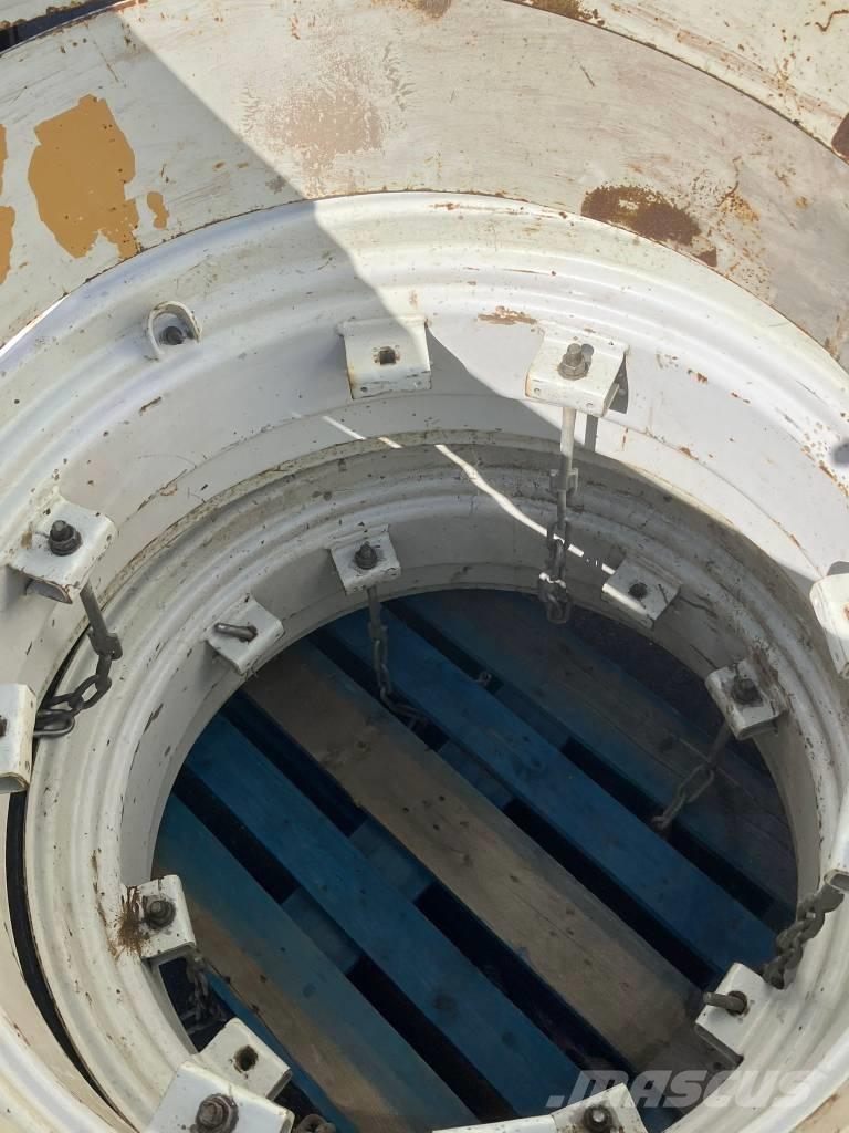  Paripyörät 18.4-38 Gumiabroncsok, kerekek és felnik