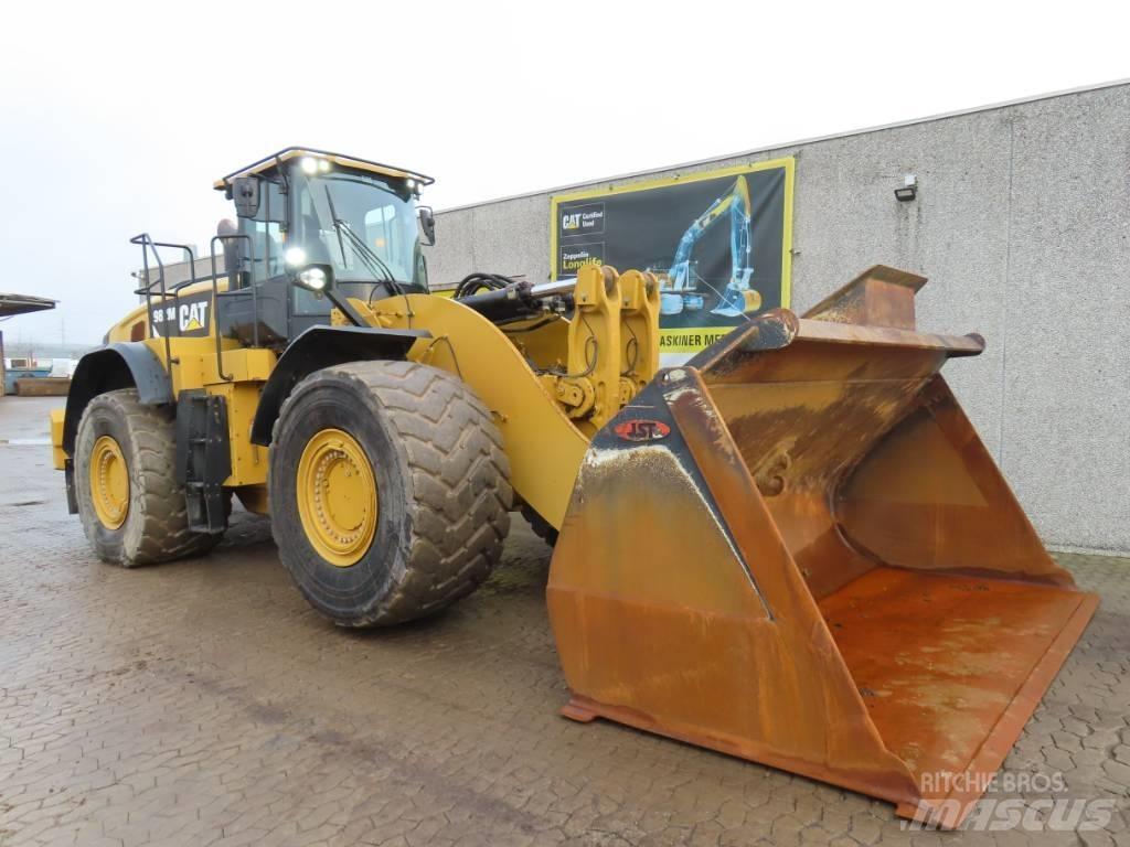 CAT 982 M Gumikerekes homlokrakodók