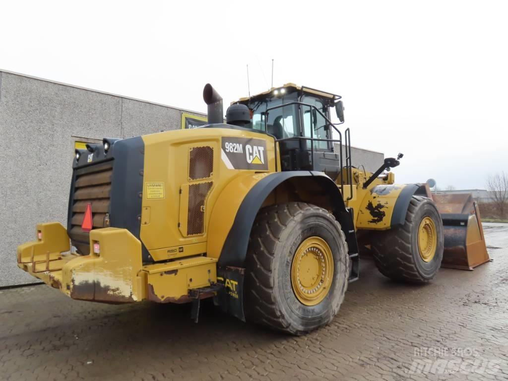 CAT 982 M Gumikerekes homlokrakodók