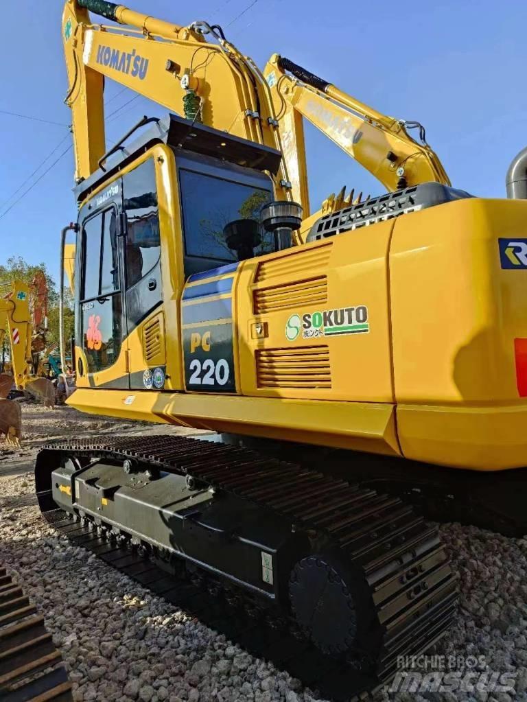 Komatsu PC 220-8 Lánctalpas kotrók