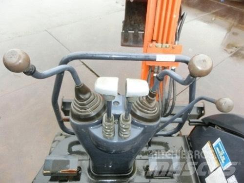Hitachi ZX20U Mini kotrók < 7t