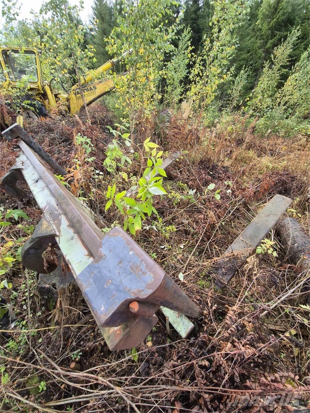 Volvo trukkipiikit Villák