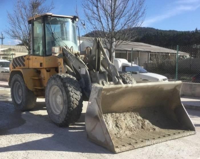 Volvo L 45 Gumikerekes homlokrakodók