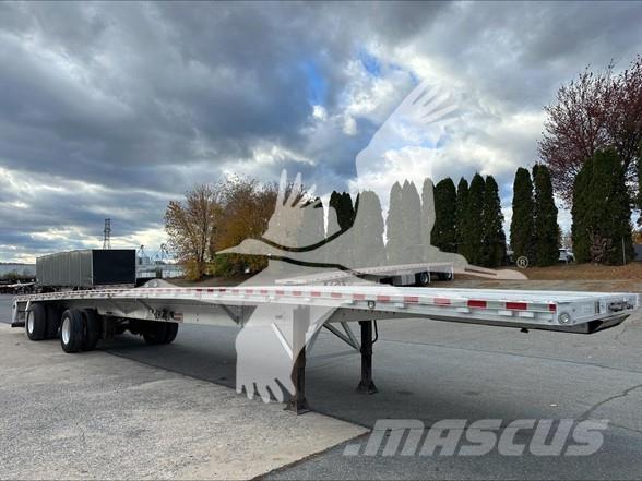 Reitnouer BIG BUBBA Platós / Ponyvás félpótkocsik