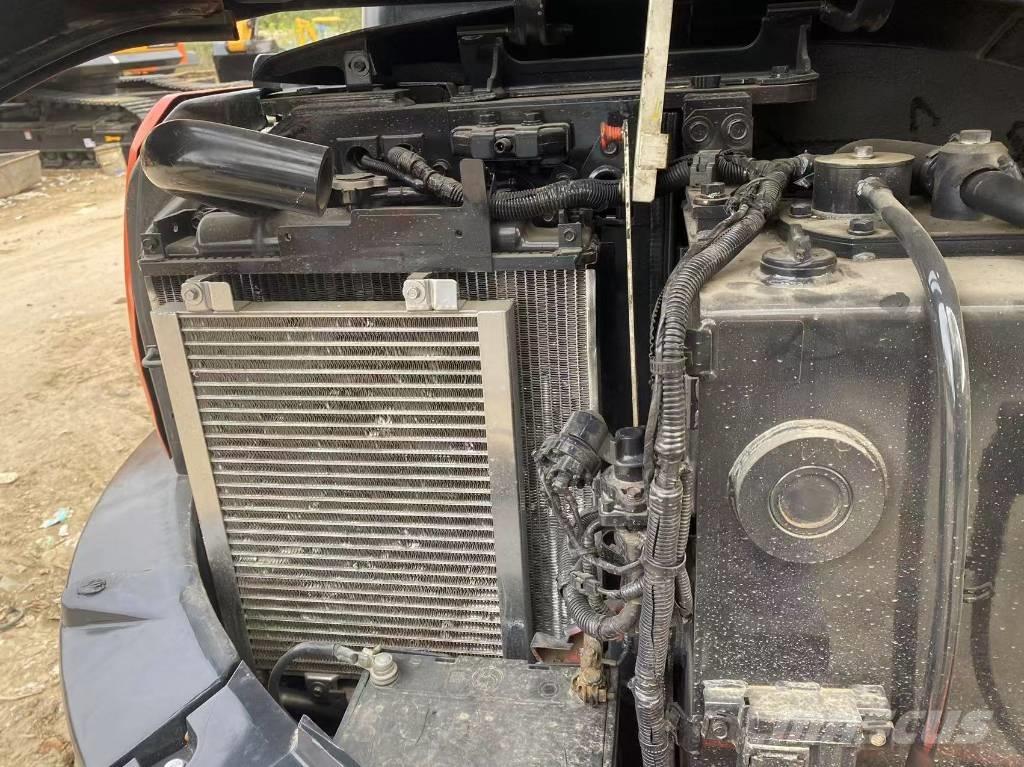 Kubota 155 Lánctalpas kotrók