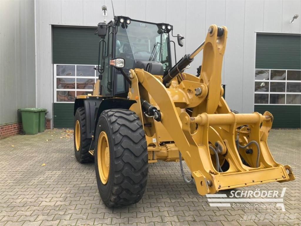 CAT 914 M Gumikerekes homlokrakodók