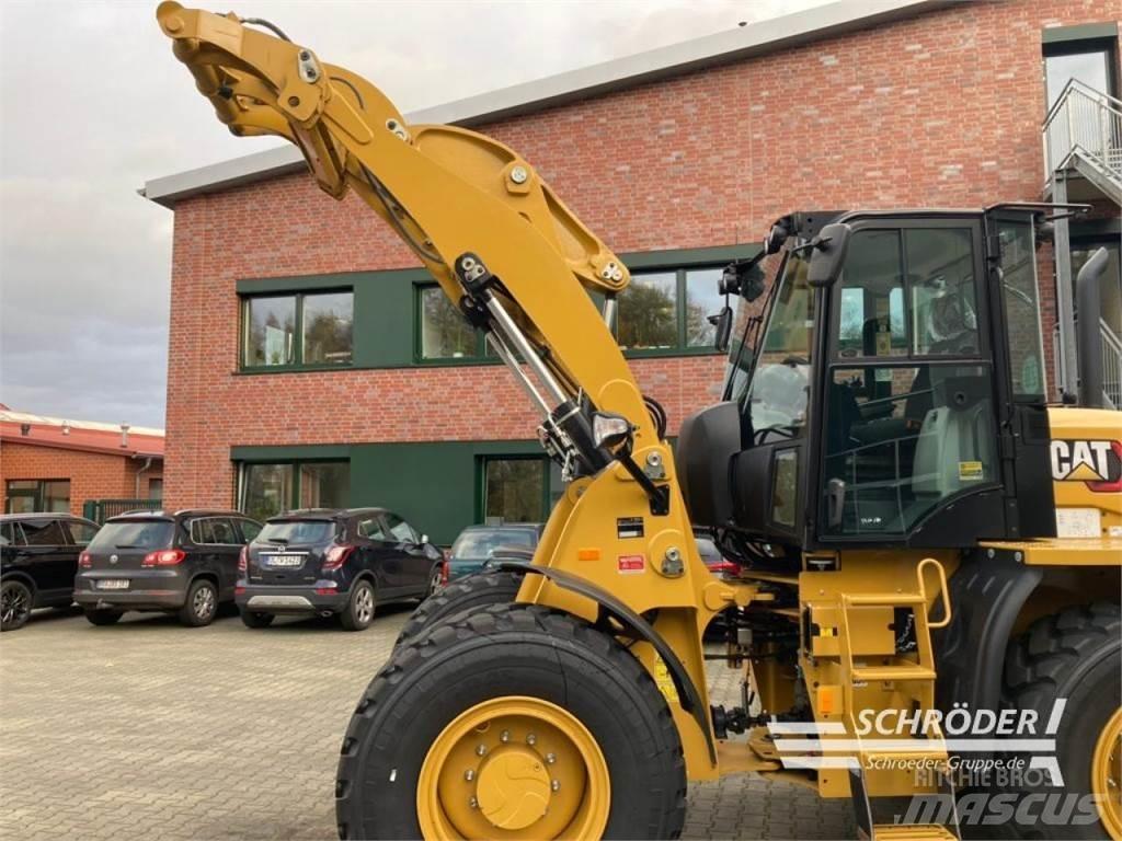 CAT 914 M Gumikerekes homlokrakodók