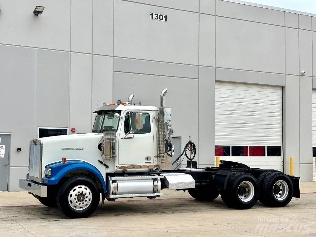 Western Star 4900 Nyergesvontatók