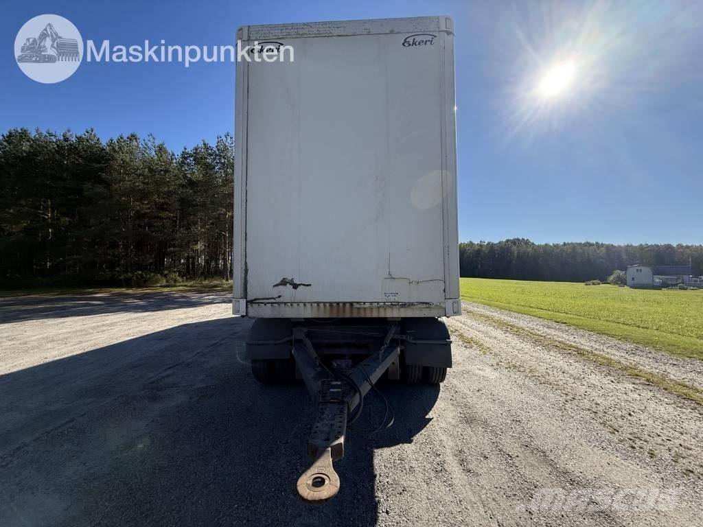 Ekeri L4 Dobozos pótkocsik