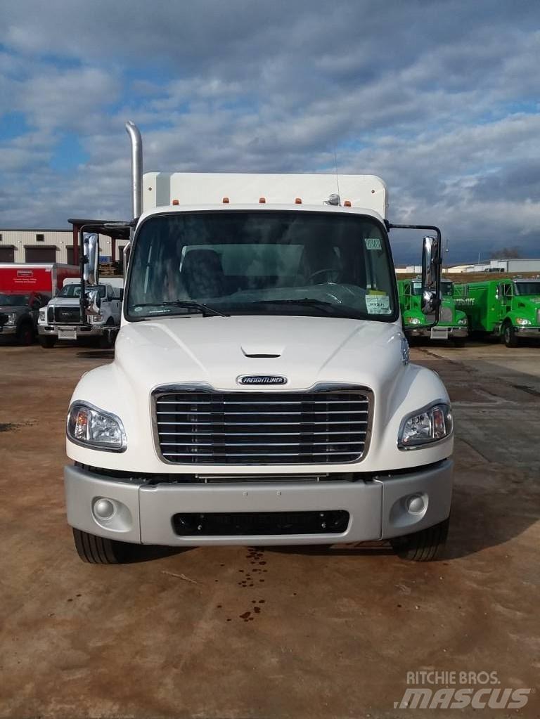 Freightliner M2 Italszállító tehergépkocsik