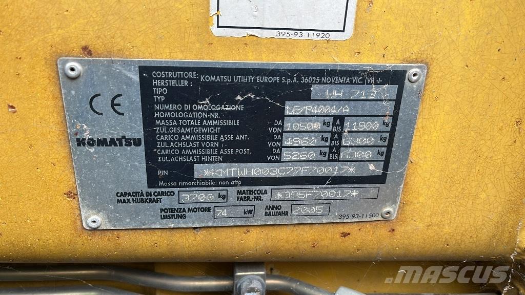 Komatsu WH 713 Teleszkópos rakodók