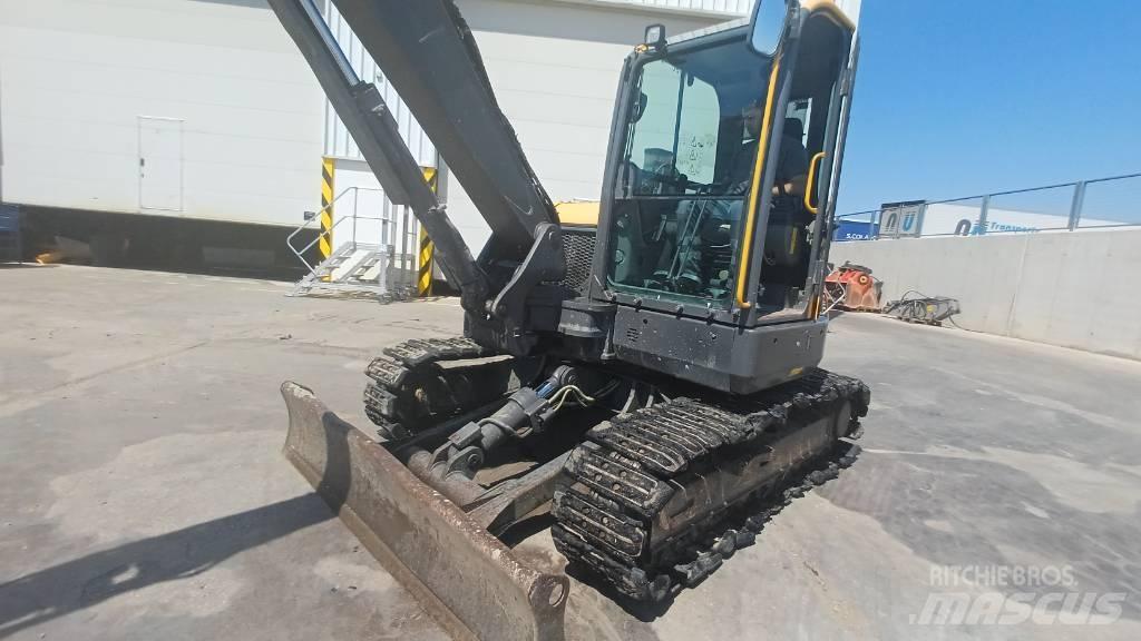 Volvo ECR 88 D Közepes (midi) kotrók 7 t - 12 t