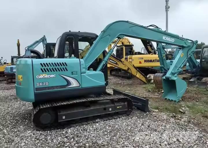 Kobelco SK 70 Lánctalpas kotrók