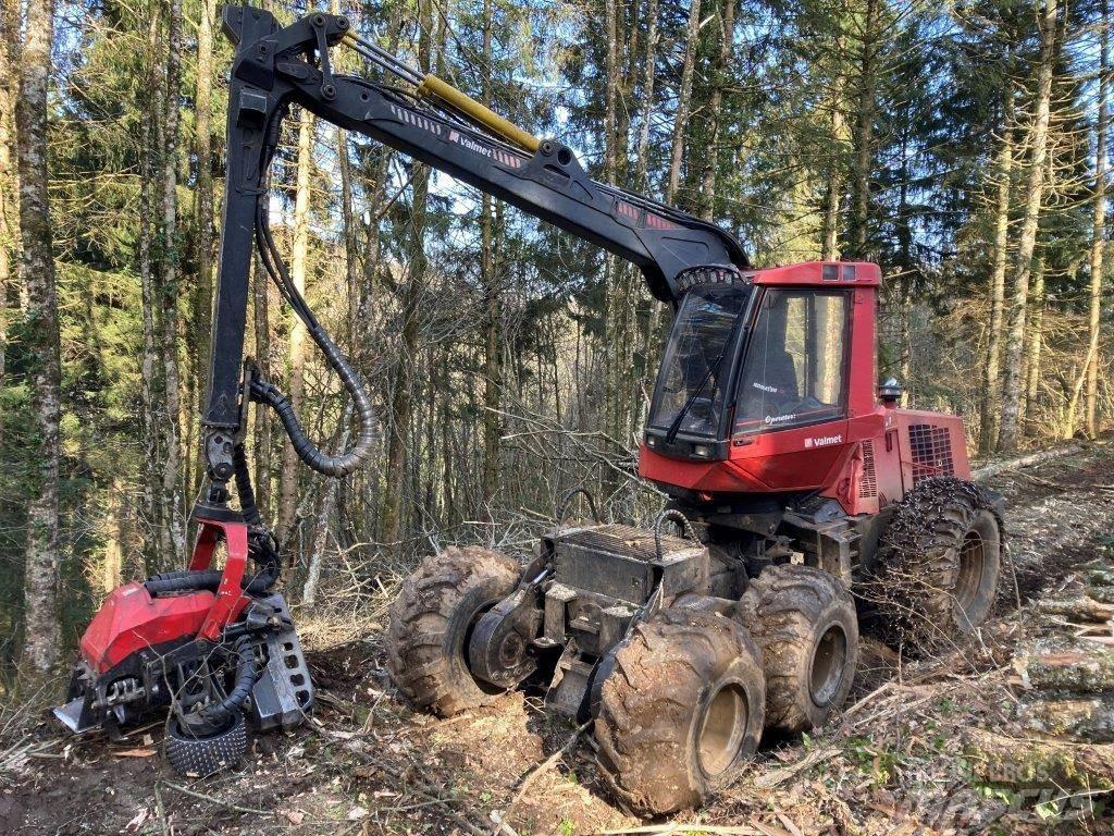 Valmet 941 Betakarítók